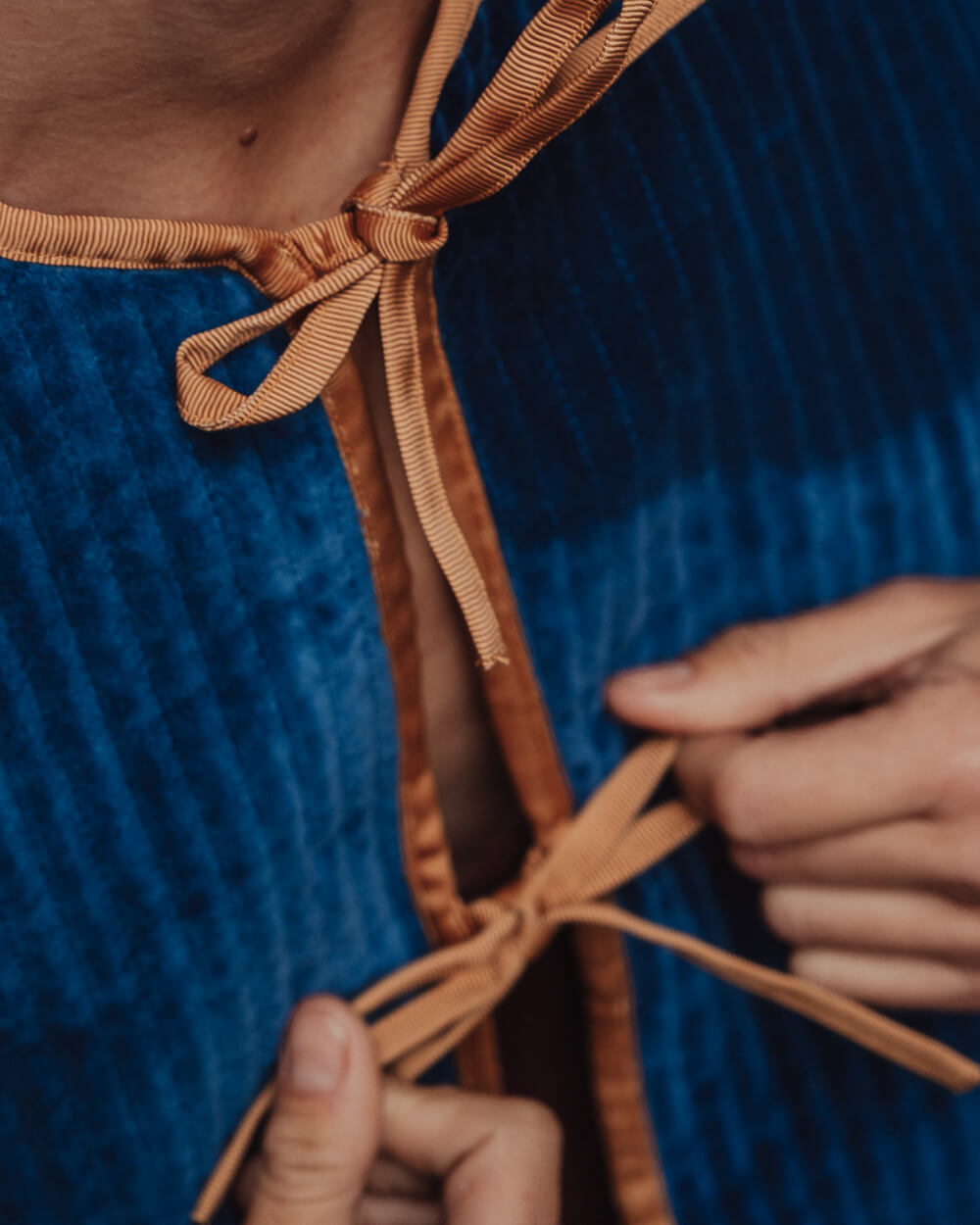 CHAQUETA BONNIE BLUE 100% VELVET