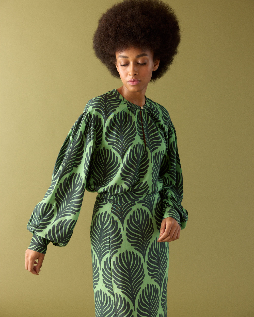 BLUSA CAOBA GREEN LEAVES