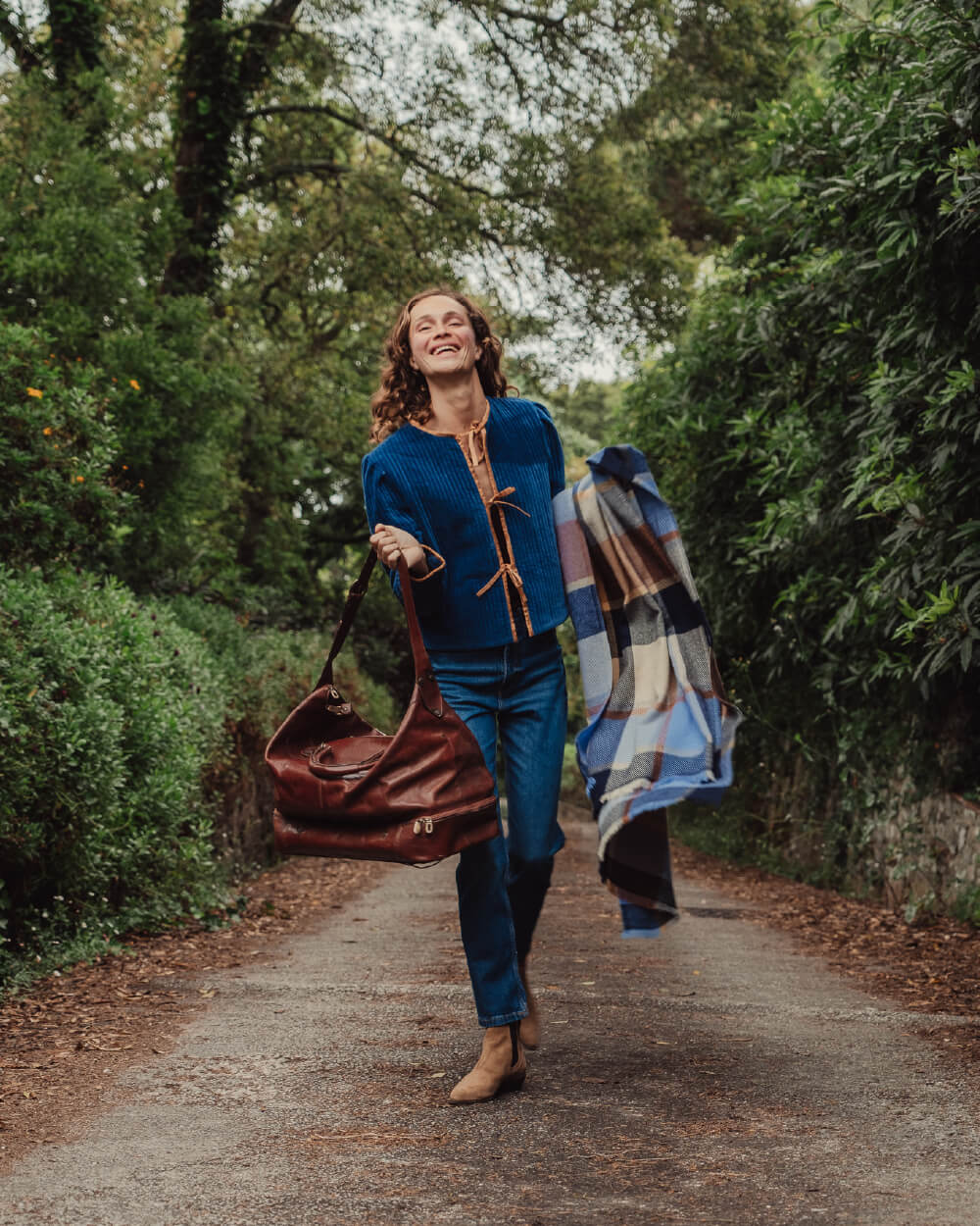 CHAQUETA BONNIE BLUE 100% VELVET